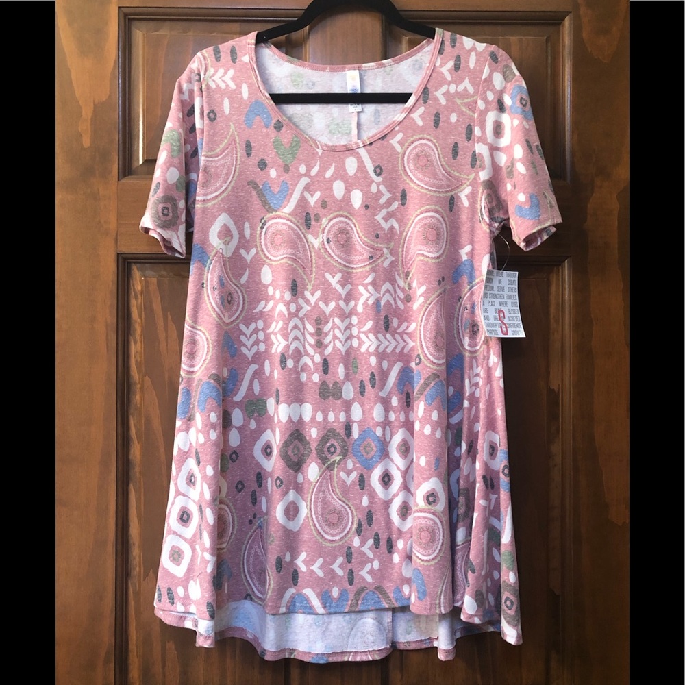 NWT LuLaRoe Perfect T- Muted Pink Pattern